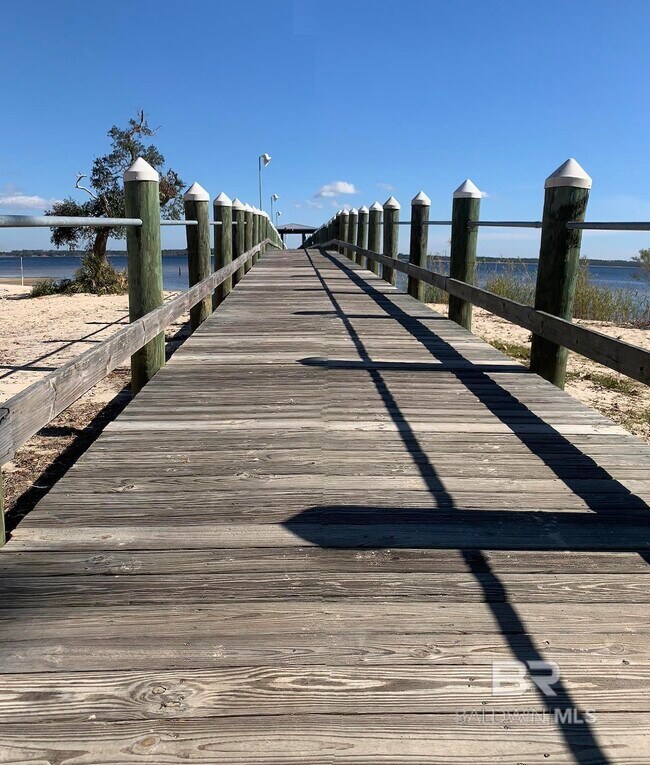 Building Photo - 3079 Camino Real Lp