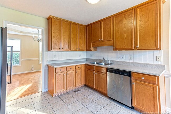 Building Photo - 1901 Ellie Ave