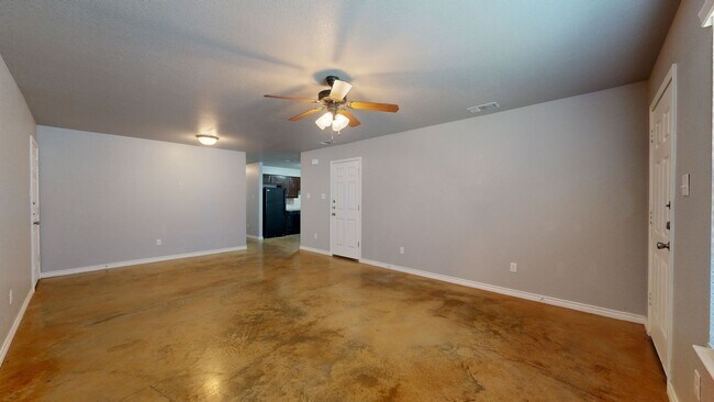 Building Photo - 2904 Starlight Dr