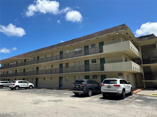 Building Photo - 7505 SW 82nd St