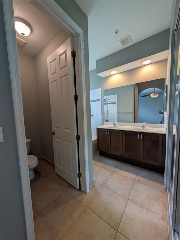 Building Photo - 2851 W Prospect Rd