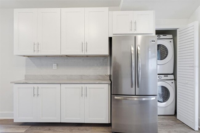 Building Photo - 1326 13th Ave S