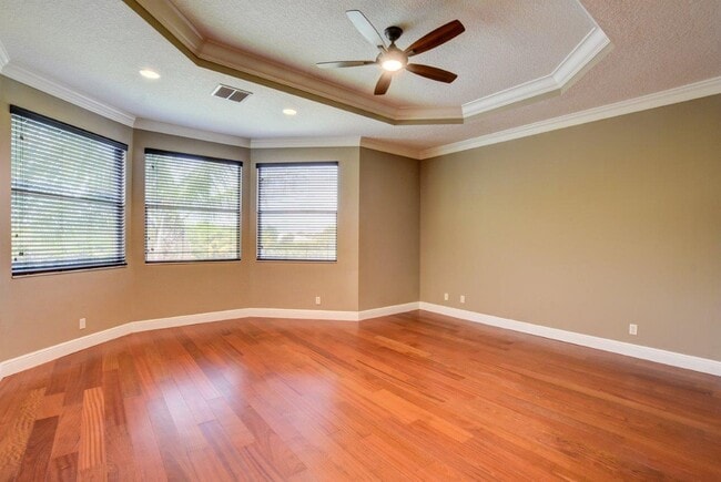 Building Photo - 6669 Cobia Cir