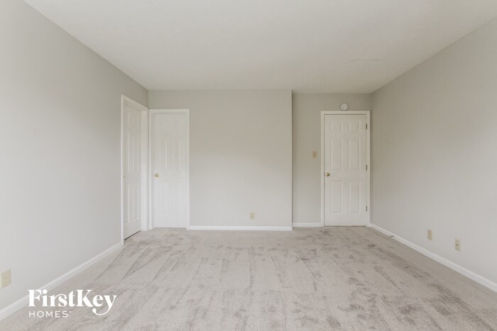 Building Photo - 3639 Homestead Cir E