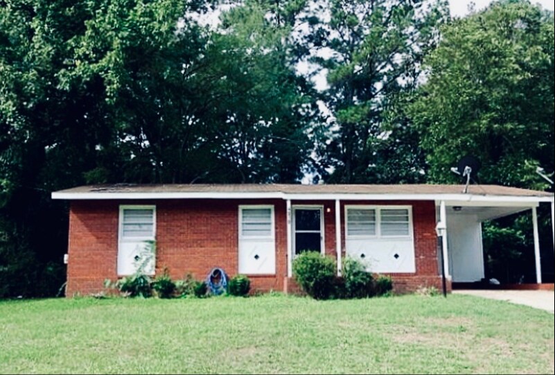 Building Photo - 4970 Gardiner Dr