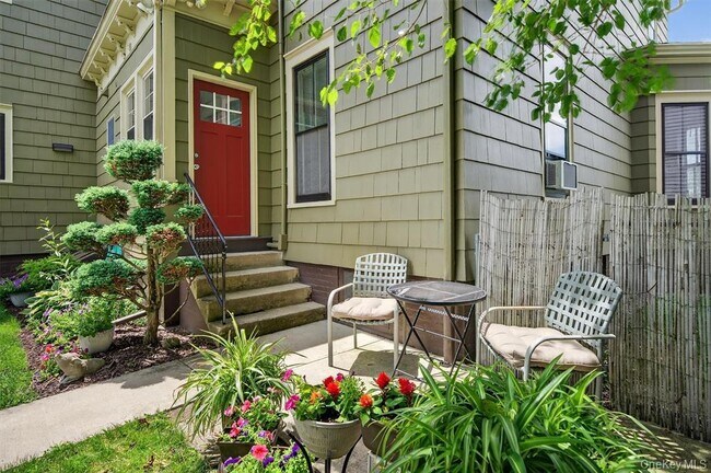 Building Photo - 23 Prospect Ave