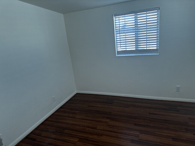 Building Photo - 4609 W 172nd St