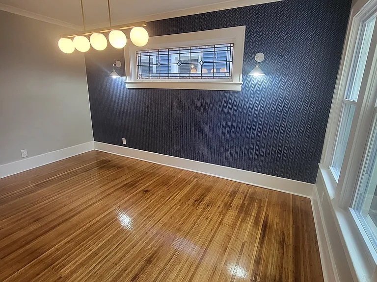 Building Photo - 25 Richland St