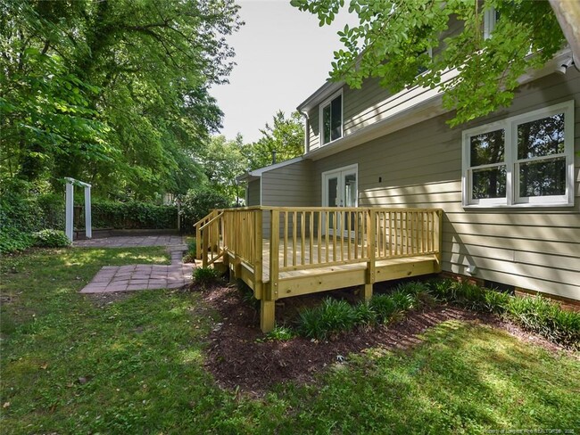 Building Photo - 4916 Royal Adelaide Way