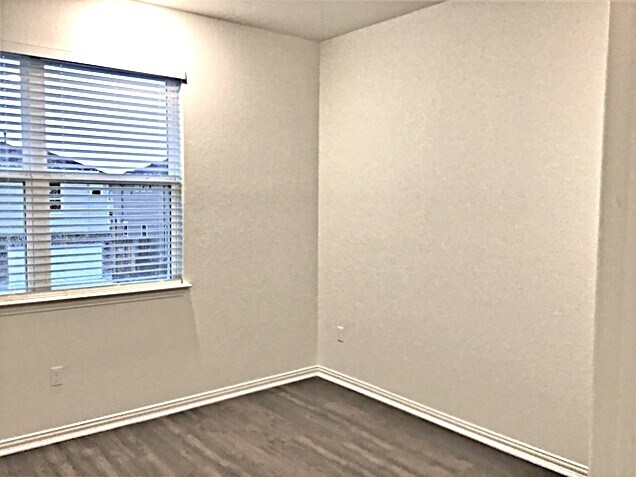 Building Photo - 176 Pebble Creek Run