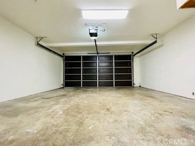 Building Photo - 17181 Elm Lane