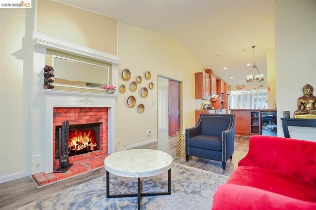 Building Photo - 5545 Drakes Ct