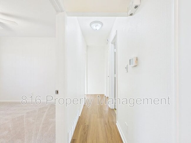 Building Photo - 6202 E 150th Terrace