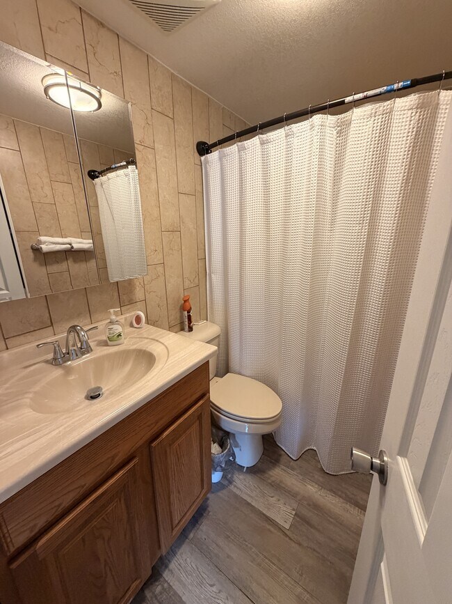 Building Photo - 4917 Andersonville Hwy