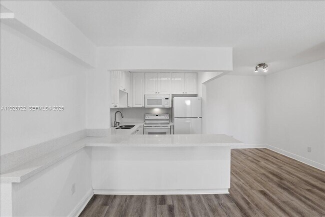 Building Photo - 6530 W 27th Ave