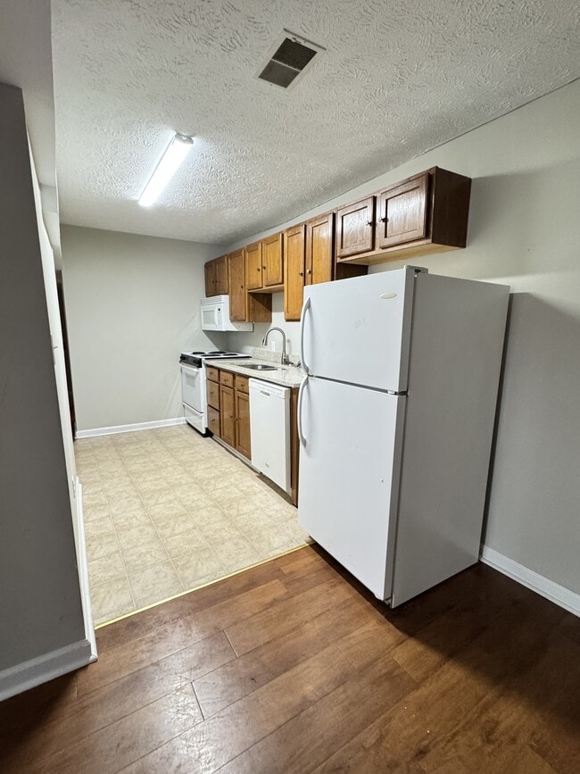 Building Photo - 111 Hiawatha Trail