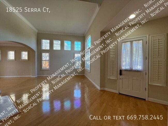 Building Photo - 18525 Serra Ct