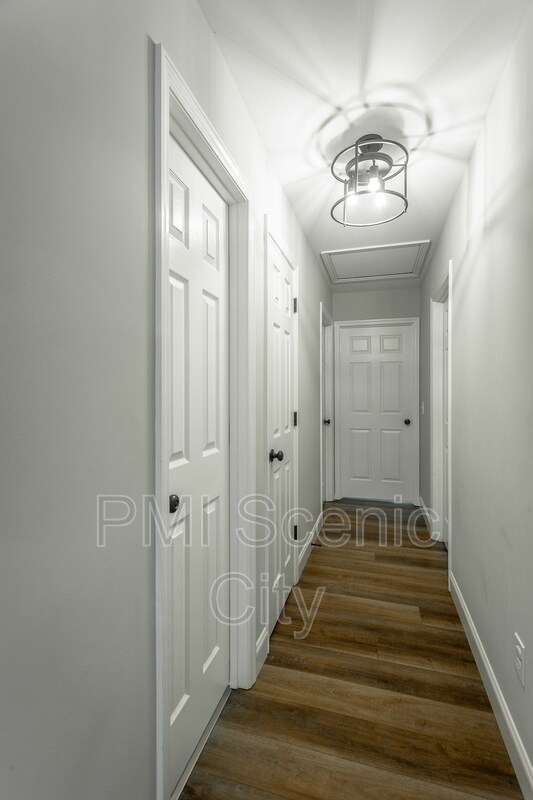 Building Photo - 8128 Fallen Maple Dr