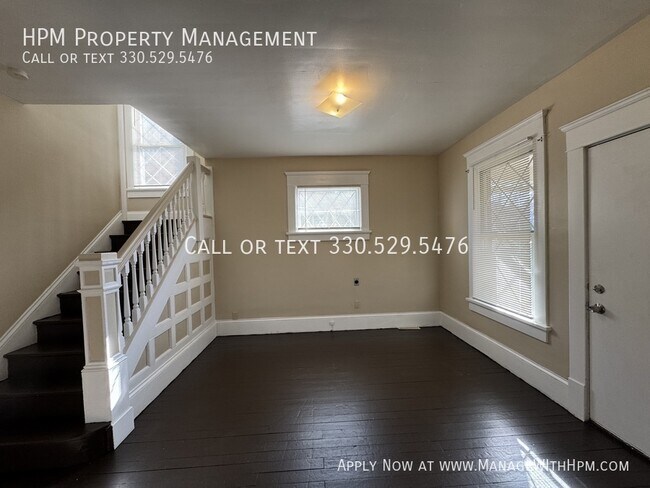 Building Photo - 1215 21st St NW