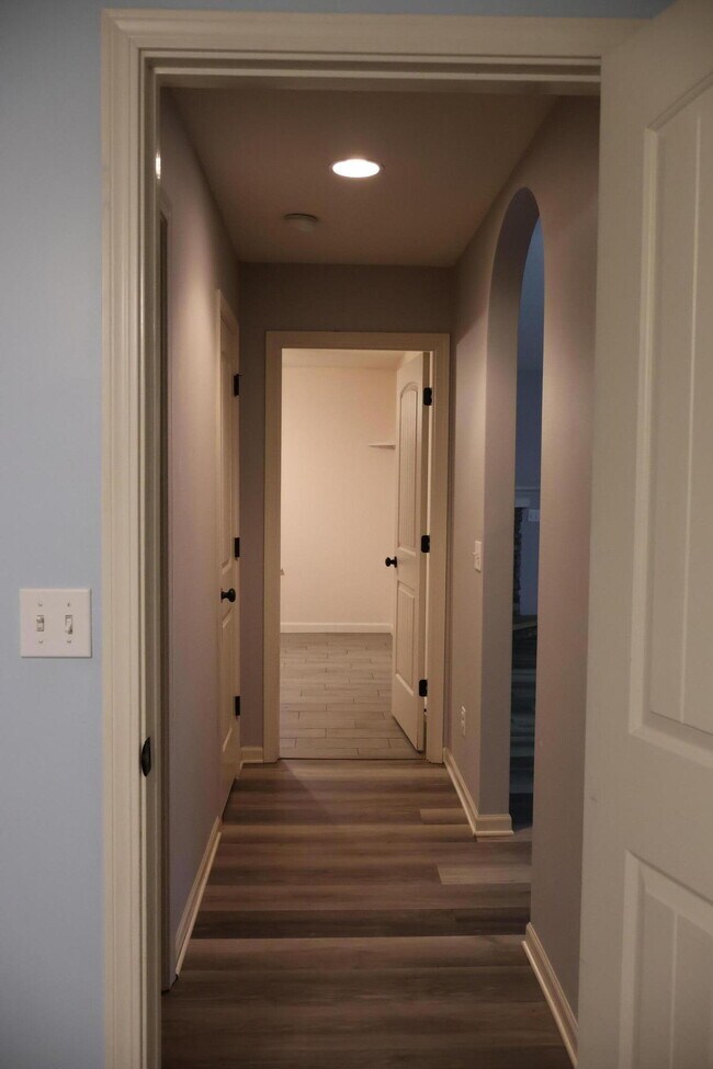 Building Photo - 5806 Freeport Way