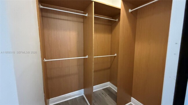 Building Photo - 2811 NW 26th Ave