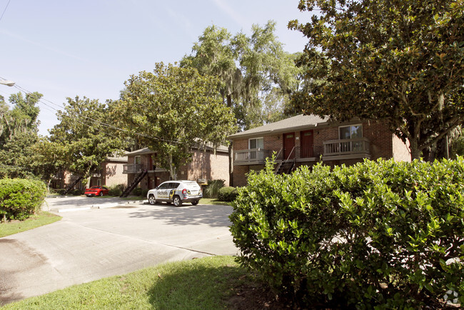 Building Photo - Magnolia Gardens