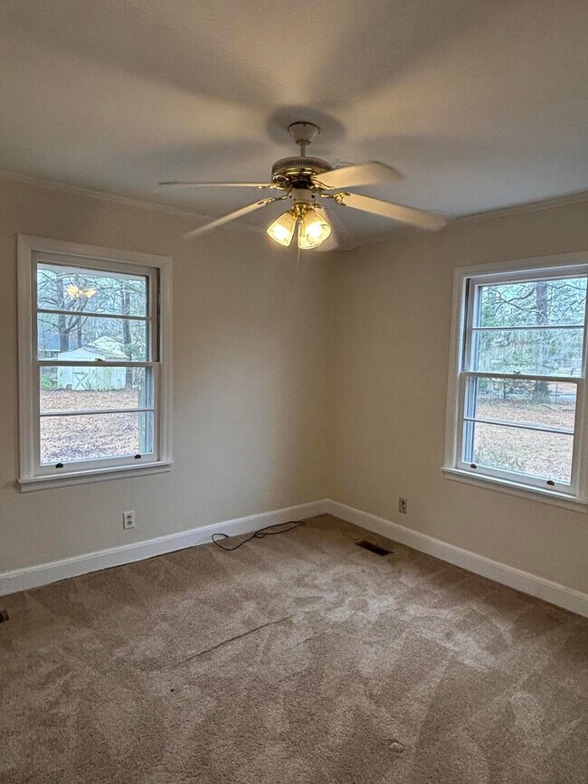 Building Photo - 232 Pinckney St