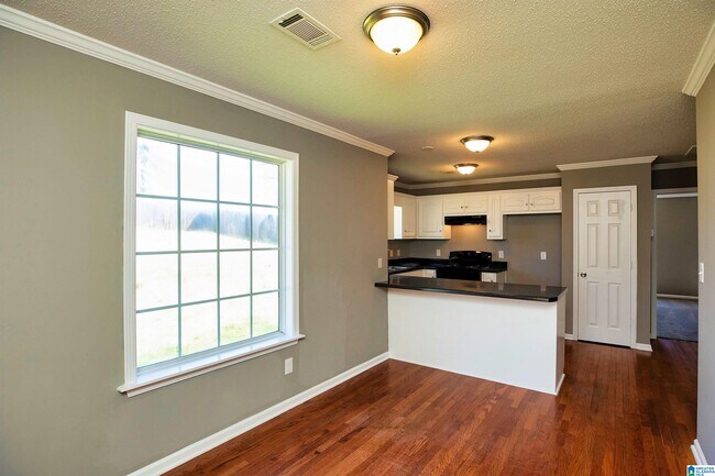Building Photo - 12965 Brookstone Way