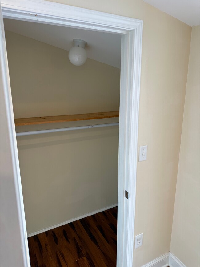 Building Photo - 1665 Central Ave