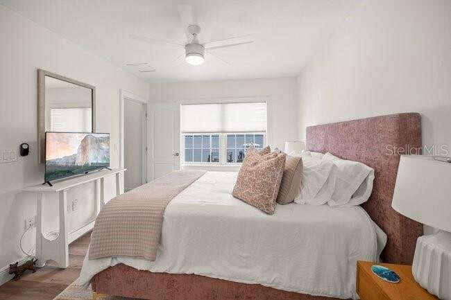 Building Photo - 527 56th St