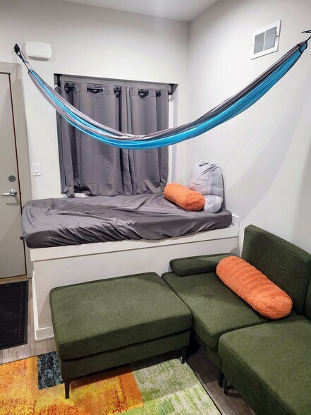 Building Photo - 1852 N Marshall St