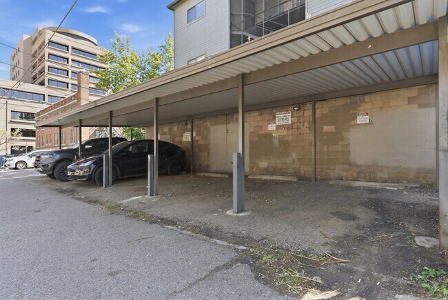 Building Photo - 1261 Pennsylvania St