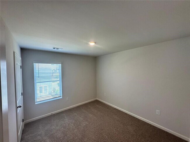 Building Photo - 3071 Greyton Dr