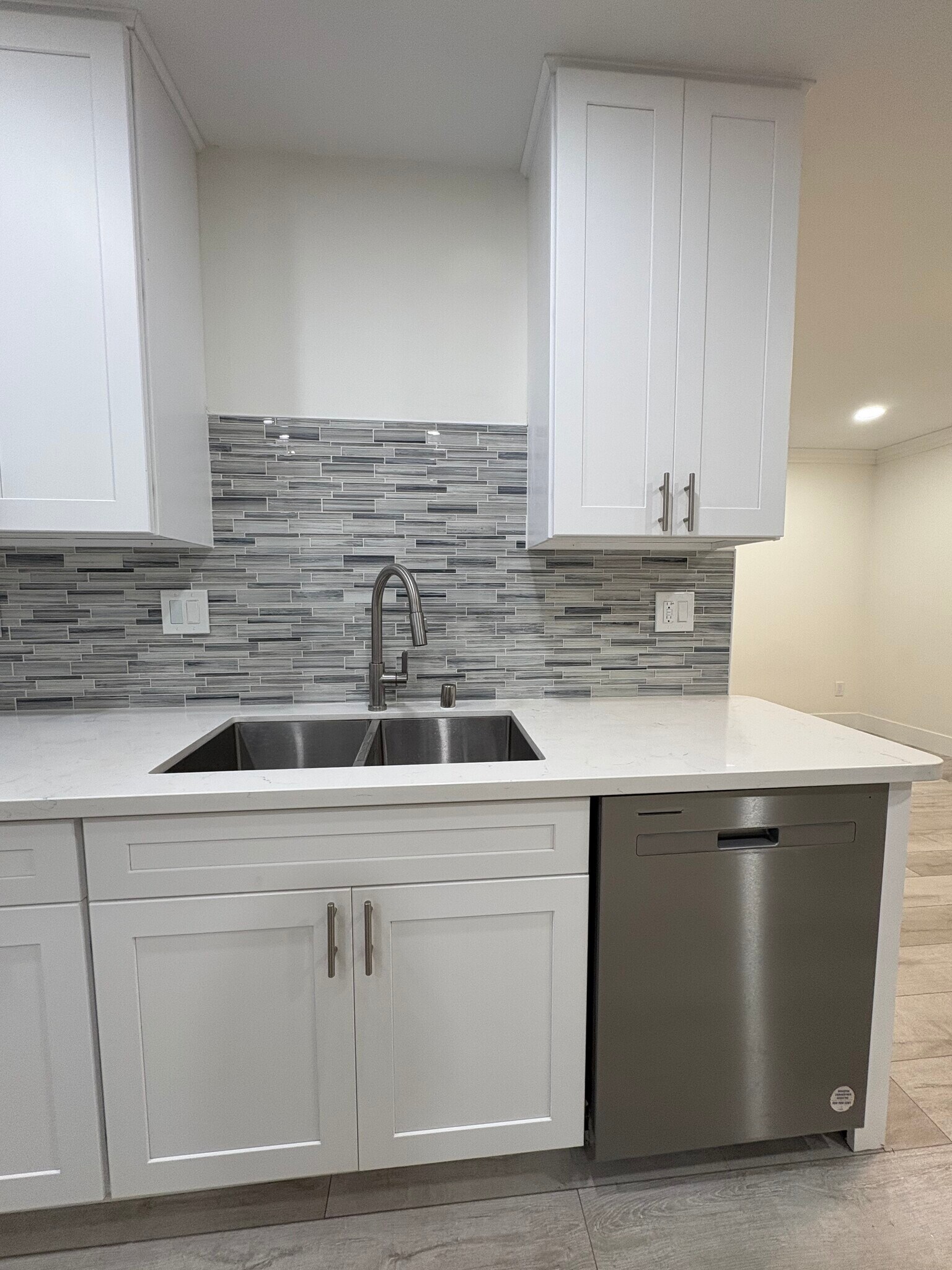 Building Photo - 4619 Del Monte Ave