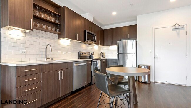 Building Photo - 4001 Ross Ave