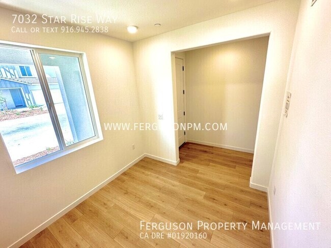 Building Photo - 7032 Star Rise Wy