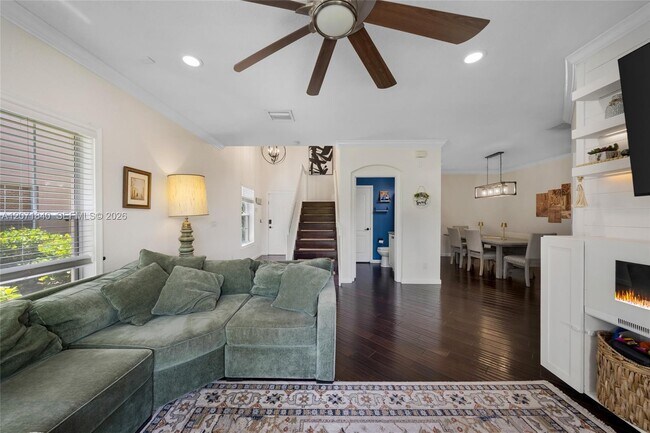 Building Photo - 4501 Windmill Palm Way