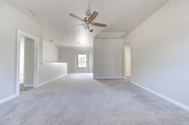 Building Photo - 2215 Emerald Diamond Ct