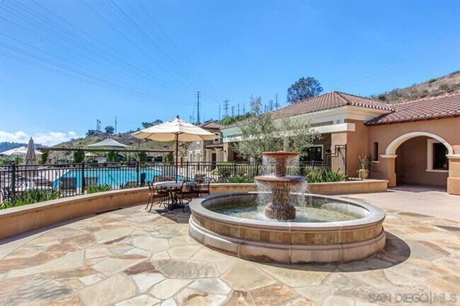 Building Photo - 2810 Piantino Cir