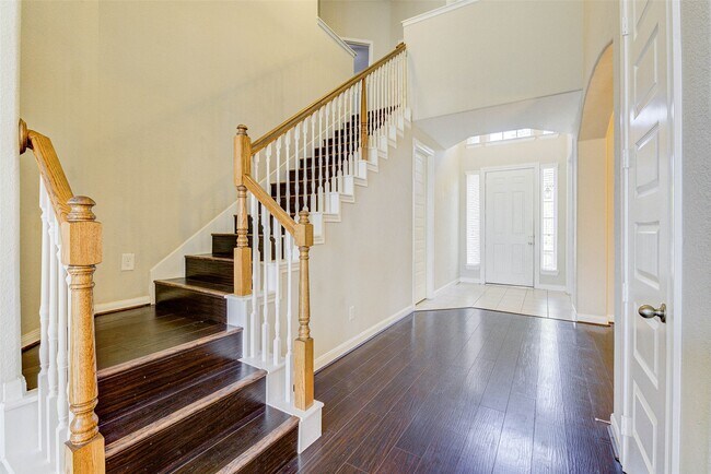 Building Photo - 22530 Cutter Mill Dr