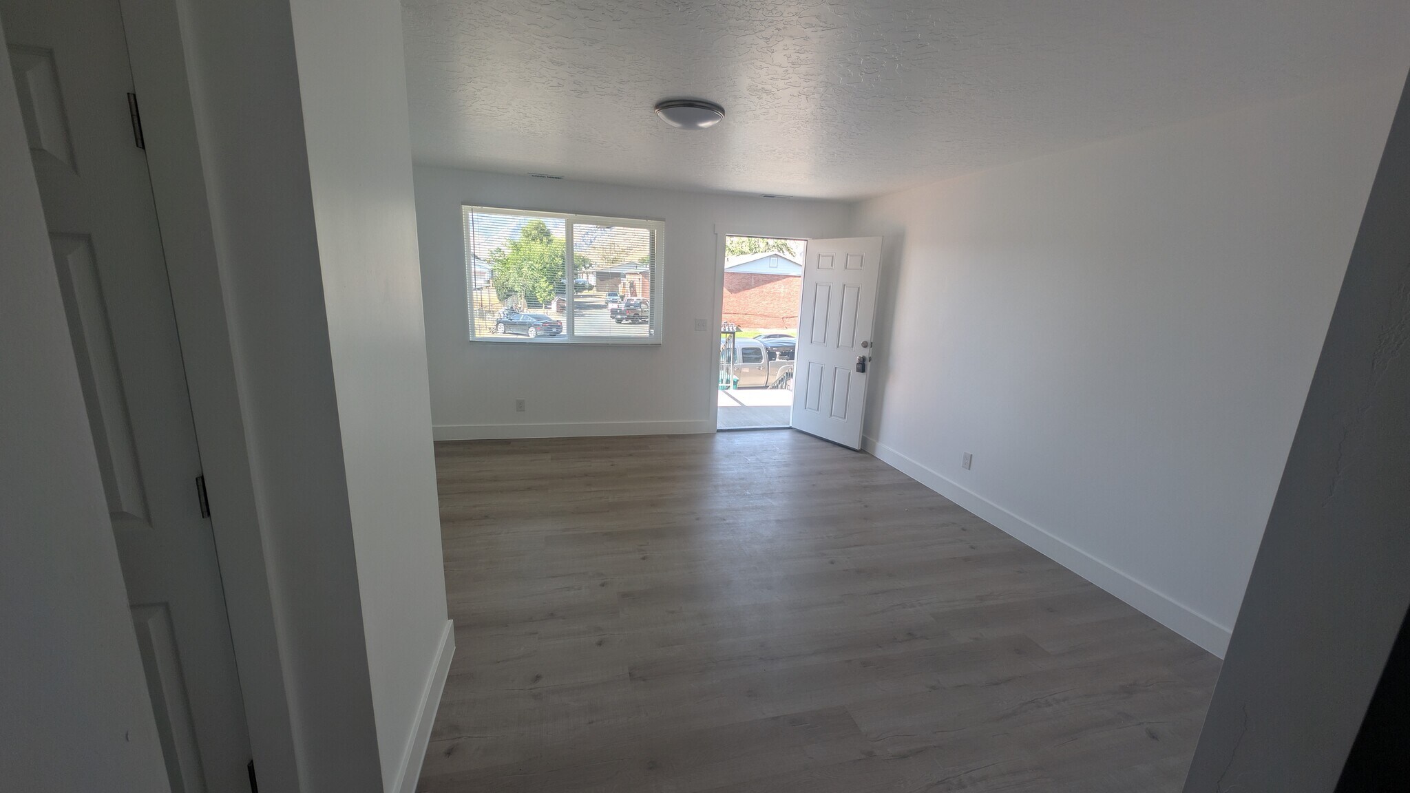 Building Photo - 163 W 1015 N