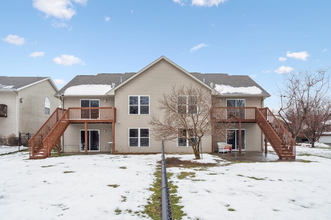 Building Photo - 2539 Catskill Ct