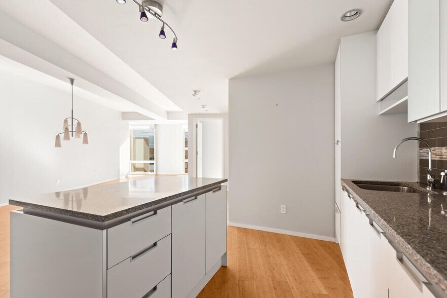 Building Photo - 141 Dorchester Ave