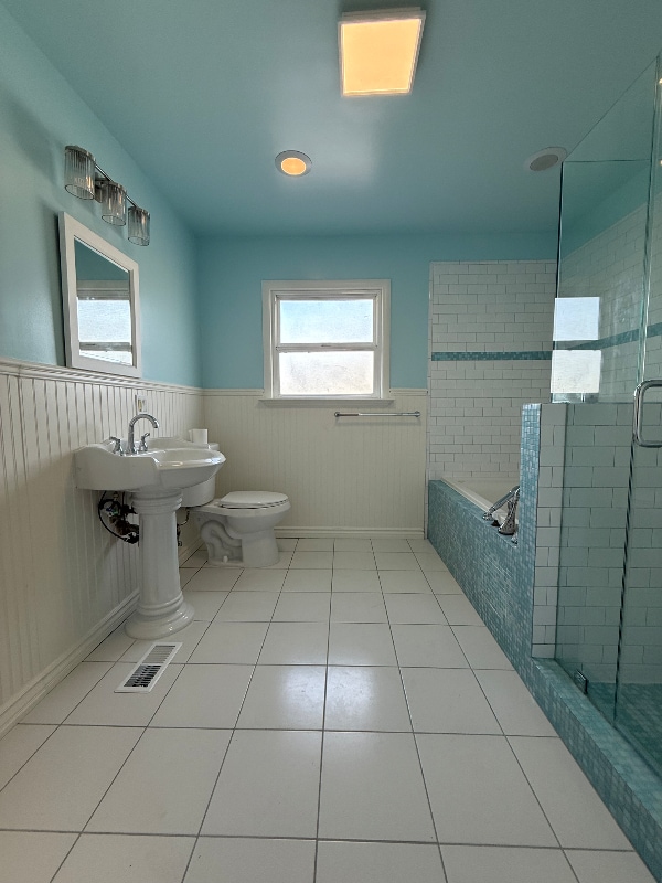 Building Photo - 102 Werner Ave