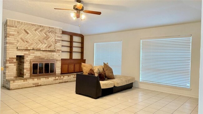Building Photo - 21318 Bridgepoint Ln