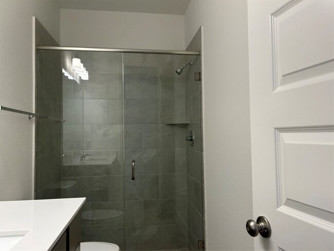 Building Photo - 9644 Mount Brewer Ln