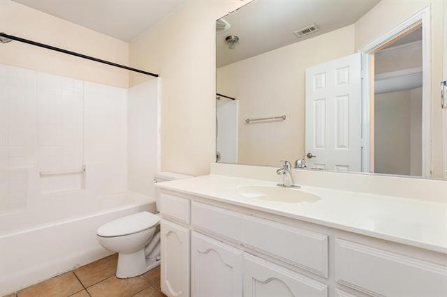 Building Photo - 11801 Cottontail Dr