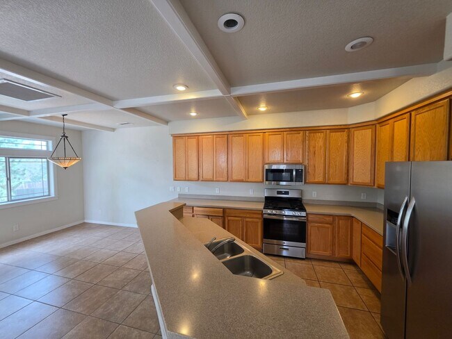 Building Photo - 3722 E Avocet Way