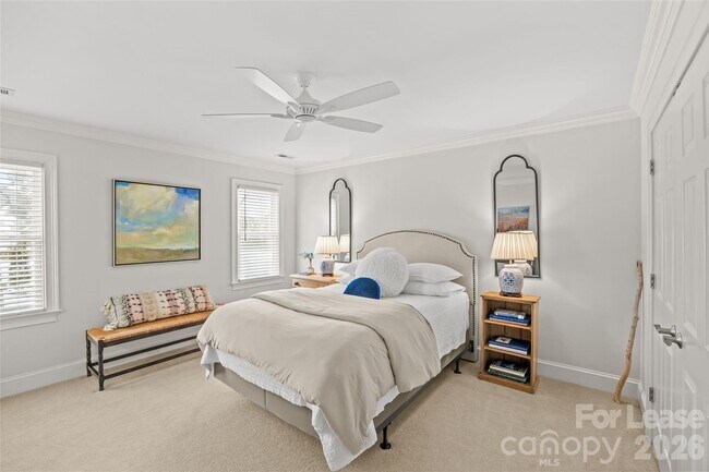 Building Photo - 5202 Carmel Club Dr