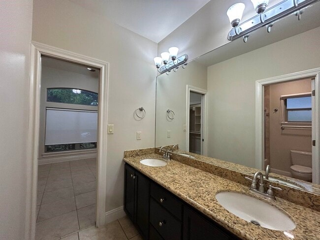 Building Photo - 3335 Hagen Lp